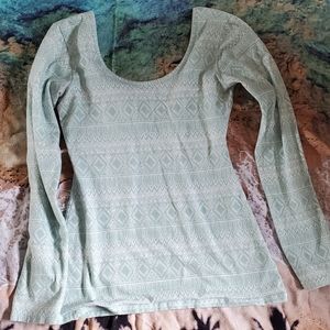 nollie▪︎long sleeve light blue shirt